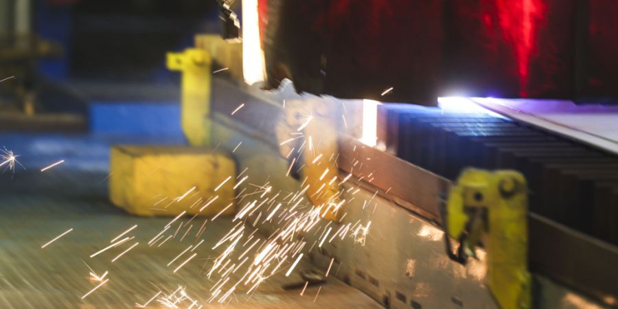 Die europäische Stahlindustrie hat mit viel günstiger Konkurrenz aus Asien zu kämpfen. Einfuhrkontingente sollen helfen - und künftig noch kleiner werden. (Symbolbild)