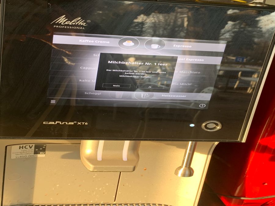 Auch der Heissgetränkeautomat streikt.