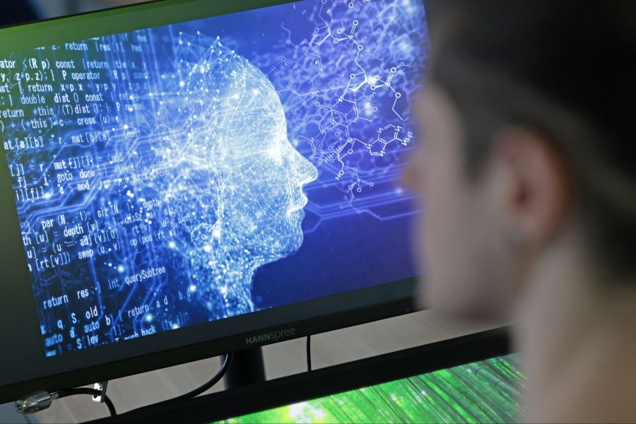 Die Entwicklungen künstlicher Intelligenz beunruhigen die Schweizer Bevölkerung.