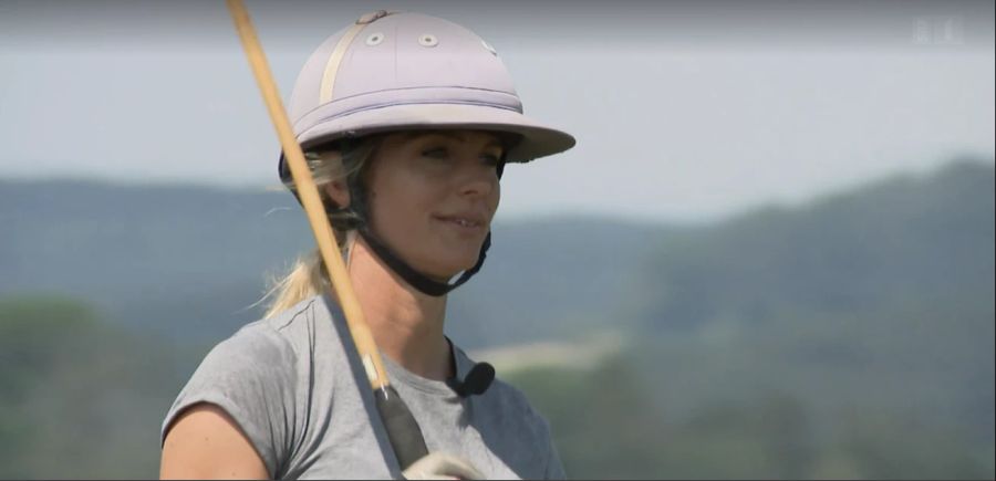 Seit rund fünf Jahren spielt die TV-Frau auch Polo.