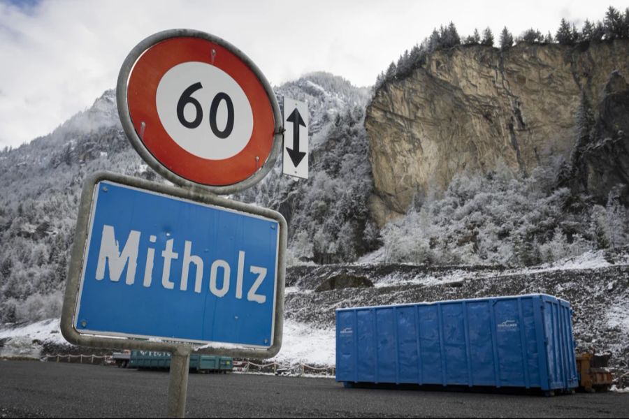 Doch nebst der Explosionsgefahr droht auch eine Schadstoffbelastung bei der Räumung.