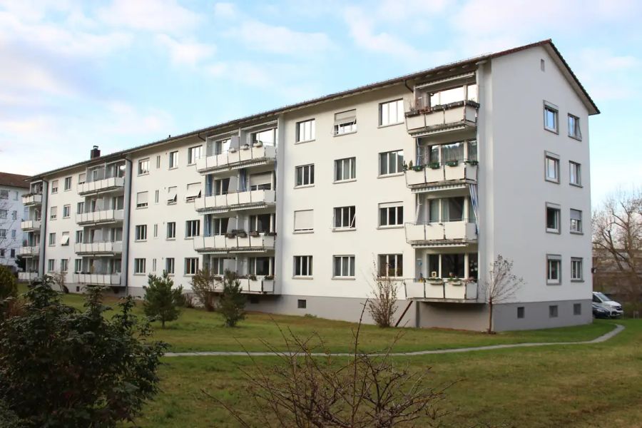 Mehrfamilienhäuser Rasen Altweg Albisrieden