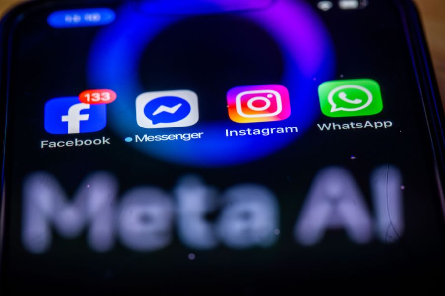 «Zum Teil sind die Leute mit all den Nachrichten- und Social-Media-Apps überfordert», sagt Linda Hunziker, Knigge-Trainerinnen und Teamcoach bei h+s knigge.