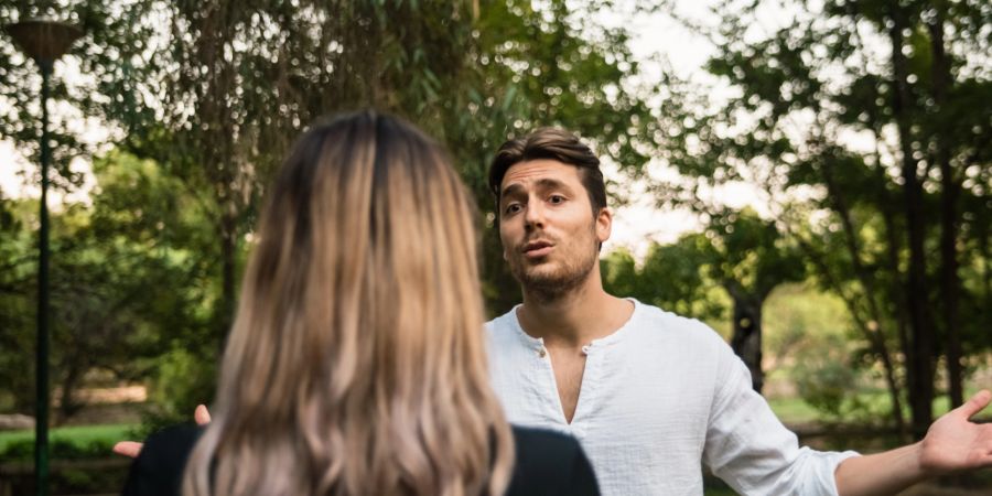 Mann, Frau, Diskussion