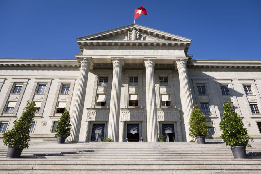 Anschlag Sprengstoff Bruderholz Angeklagter