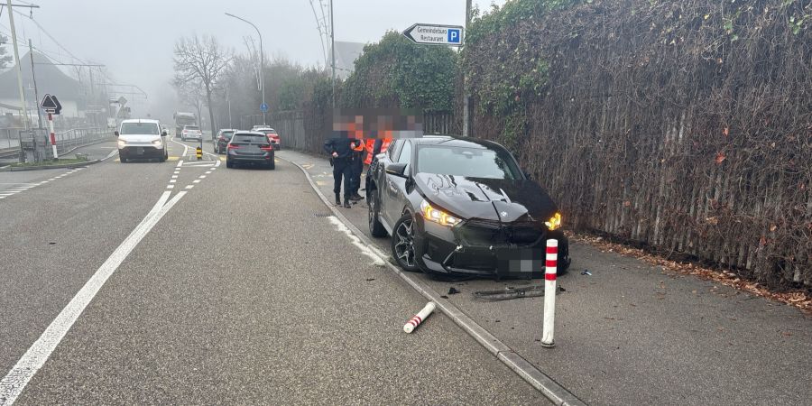 Auto Selbstunfall Feldbrunnen