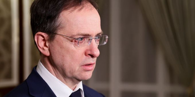 Wladimir Medinski ist als Berater des russischen Präsidenten Wladimir Putin in Ukraine-Verhandlungen ein bekanntes Gesicht. (Archivbild) Wladimir Medinski