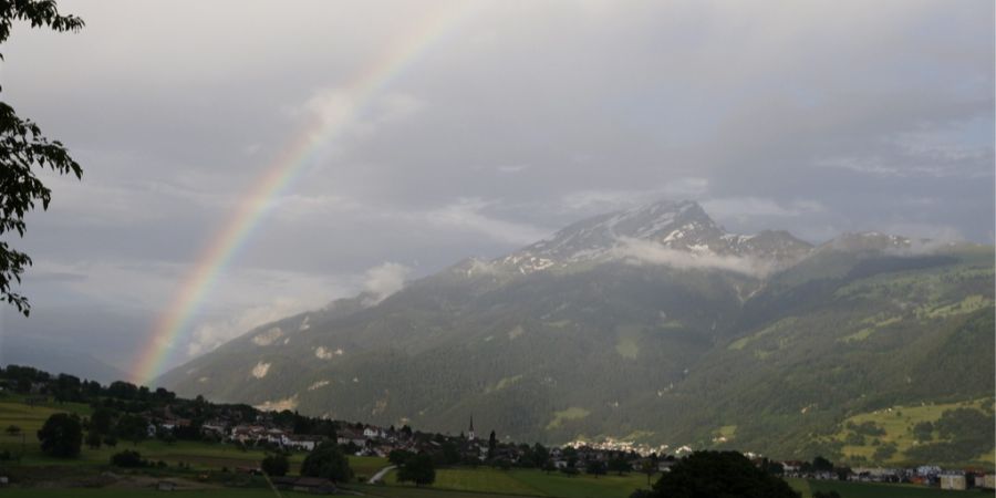Regenbogen Berge Auffahrt