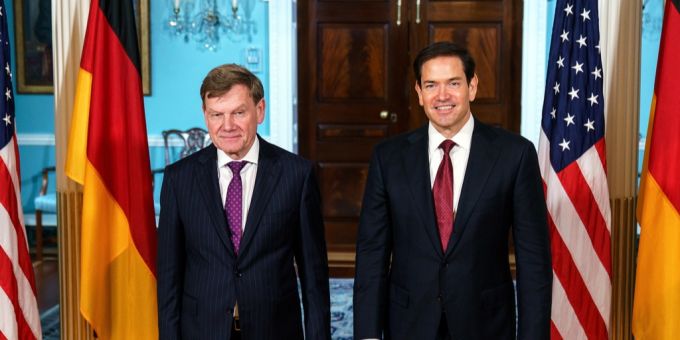 Der deutsche Aussenminister Johann Wadephul sprach in Washington auch über Israel. wadephul