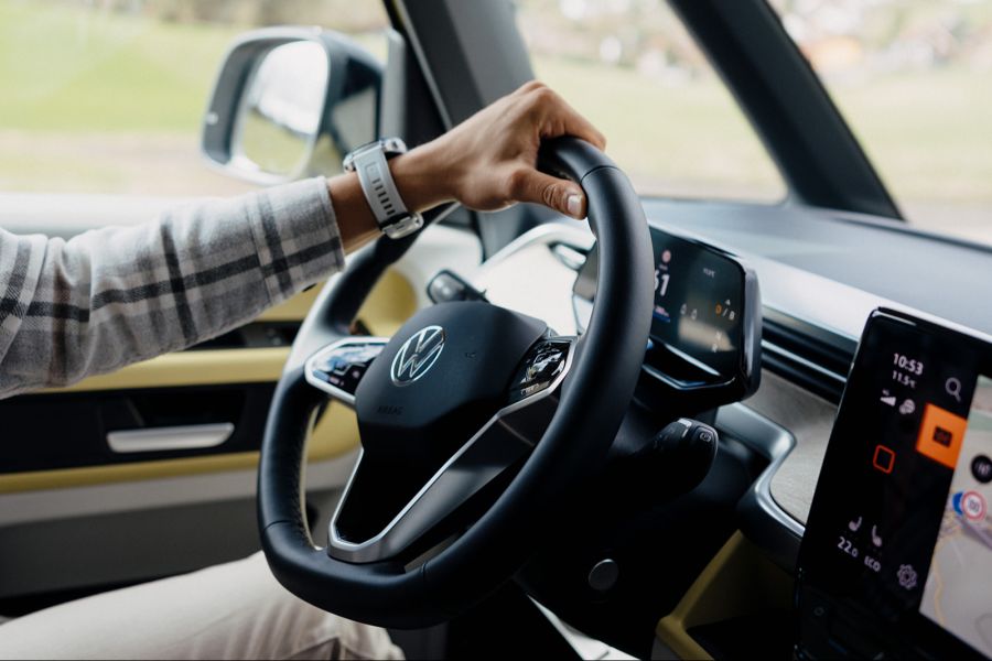 the square E-Rallye: Hinter dem Steuer die Vorteile des elektrischen Fahrens erproben.