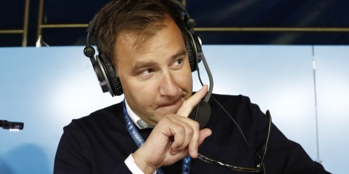 Sascha Ruefer ist seit vielen Jahren als SRF-Kommentator tätig. Sascha Ruefer