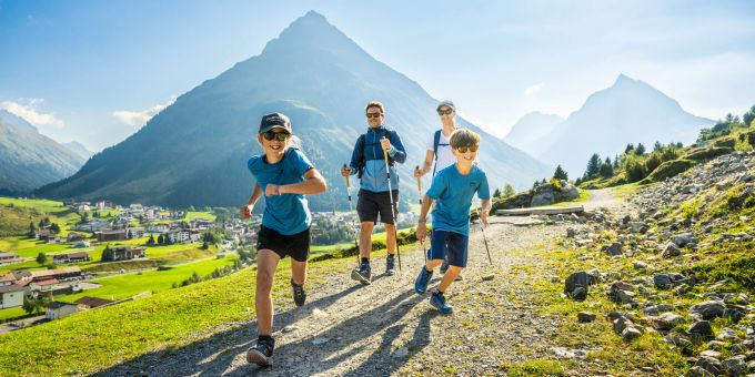 Entdecken Sie die zahlreichen Wanderregionen in Österreich – wie hier Paznaun-Ischgl. TVB Paznaun-Ischgl