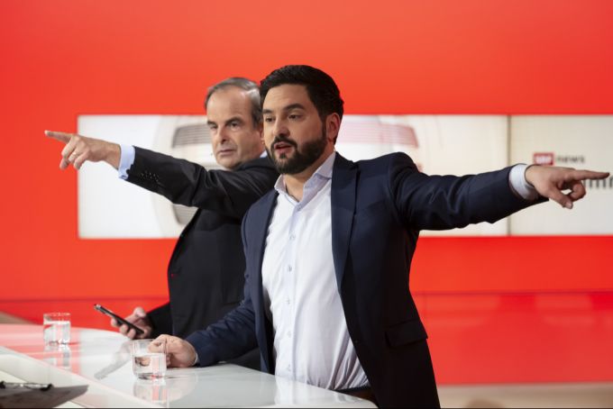 Können Trendwende – und wissen, wo's langgeht: Mitte-Präsident Gerhard Pfister (links) und SP-Co-Präsident Cédric Wermuth (rechts) vor der «Elefantenrunde» im SRG-Studio im Medienzentrum des Bundes, am Abstimmungssonntag vom 24. November 2024. Gerhard Pfister Cédric Wermuth