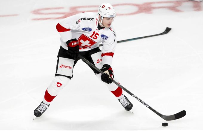 Gregory Hofmann trifft im Spiel gegen die Finnen gleich dreimal. Gregory Hofmann