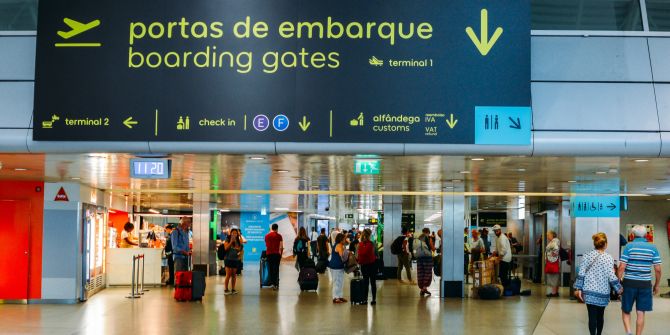 Departure Halle Lissabon Flughafen