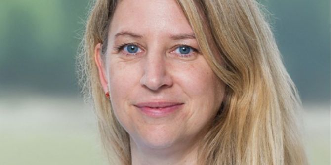 Frau Porträtfoto blon