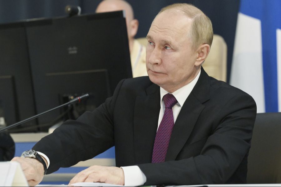 Putin bleibt unbeeindruckt von Trumps Ultimatum im Ukraine-Krieg.