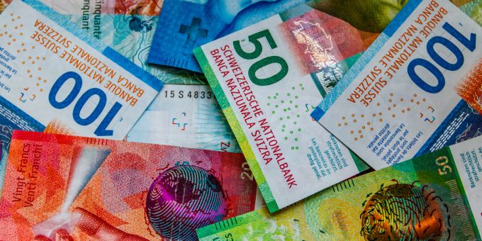 Der Schweizer Franken verliert an Wert gegenüber dem Yen und dem Euro. (Symbolbild) Schweizer Franken
