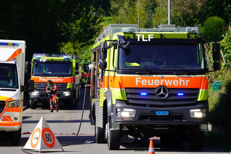 Der Beifahrer wurde beim Unfall leicht verletzt.