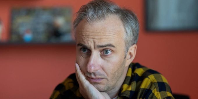 Eine Sendung mit Jan Böhmermann wurde kurzfristig vom ZDF ersetzt. (Archivbild) Jan Böhmermann