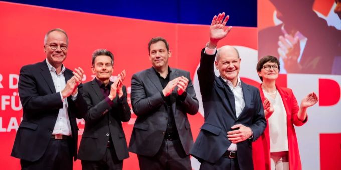 Die SPD hat Scholz als Kanzlerkandidaten bestätigt. Olaf Scholz
