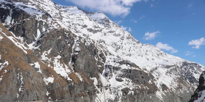 Ein Skitourengänger (†58) wurde im Wallis durch Lawine getötet. Wallis