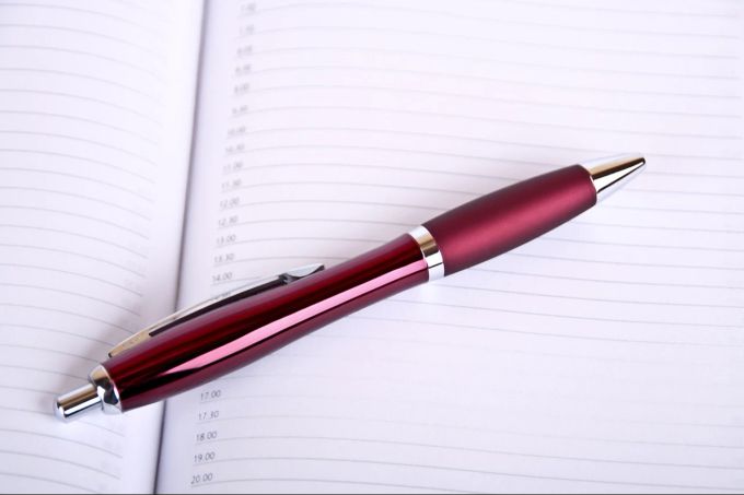 An der Prüfung sollte man besser mehr als einen Stift mitnehmen. Kugelschreiber