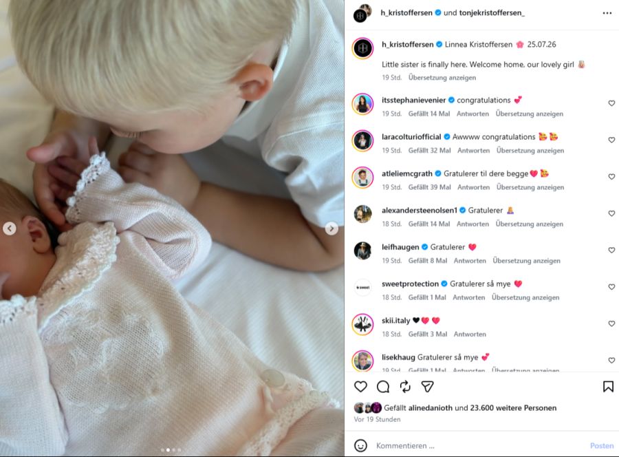 Auch Bruder Emil freut sich über den Familienzuwachs.