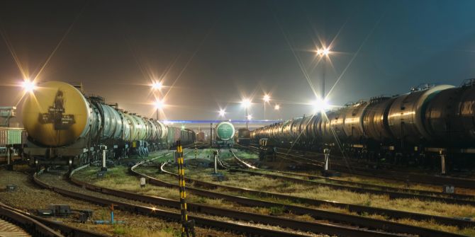 Güterzug Bahnhof Nacht Gleis