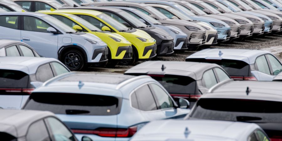 Neue Wirtschaftsdaten für August zeigen eine ungleiche Entwicklung in China - mit Folgen auch für europäische Unternehmen. Die Industrie wuchs wieder schneller, während die Detailha...