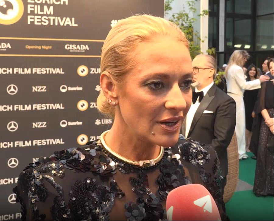 Ex-Miss-Schweiz Christa Rigozzi setzt auf ein simples Motto: bequem, elegant – und möglichst zeitlos.