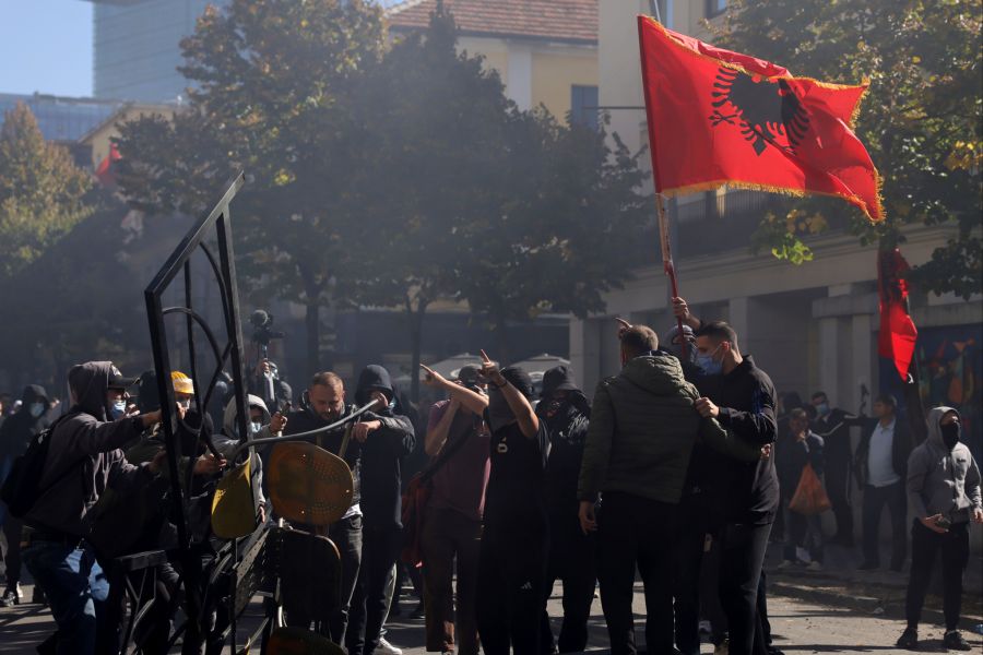 Seit Dienstag protestieren Studierende in Tirana gegen die Regierung.