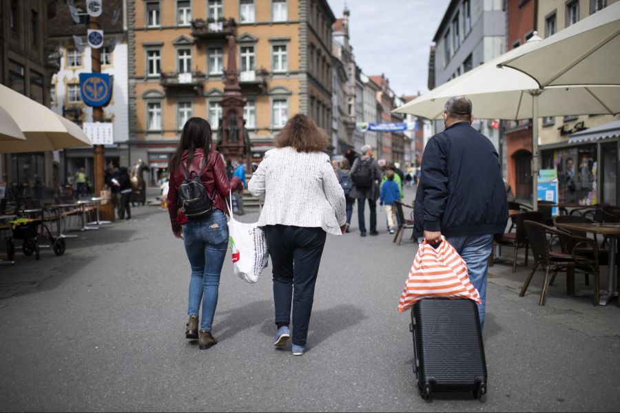 Schweizer lieben es in Deutschland einzukaufen.