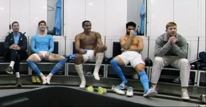 Manuel Akanji in der Garderobe von Manchester City. Manuel Akanji
