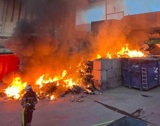 Nach Ausbruch des Brandes kam es zu Geruchsbelästigungen. Geruchsbelästigungen