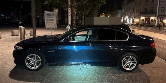 Aarau: Lenker driftete und kollidierte dabei mehrfach. Aarau AG