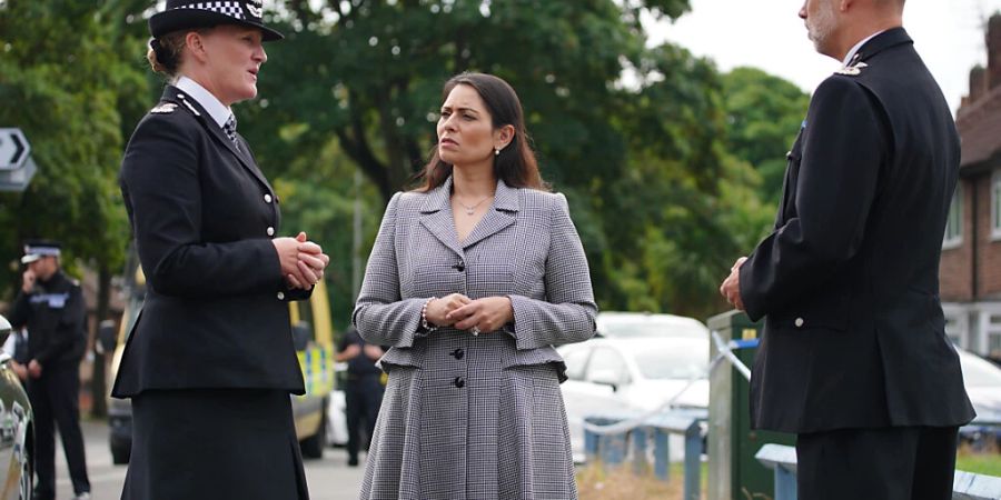 Priti Patel gibt ihr Amt als Innenministerin auf. Foto: Peter Byrne/PA Wire/dpa