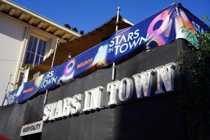 Stars in Town