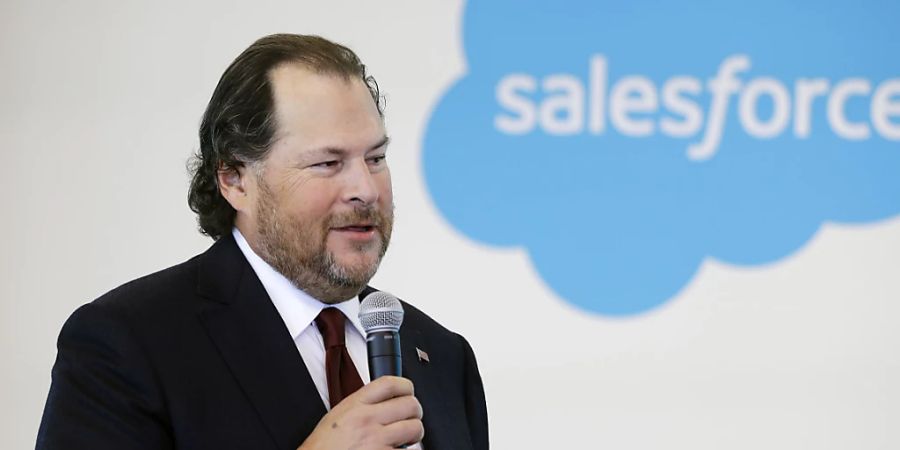 Der Verwaltungsratspräsident von Salesforce, Marc Benioff, rechnet mit einem schwierigen Jahr für den US-Software-Konzern (Archivbild)