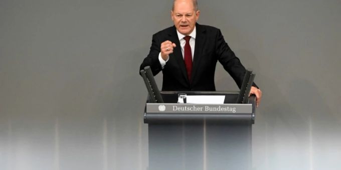 Olaf Scholz im Bundestag. Olaf Scholz