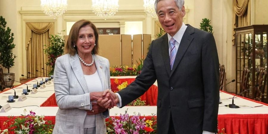 Pelosi mit Singapurs Regierungschef Lee Hsien Loong