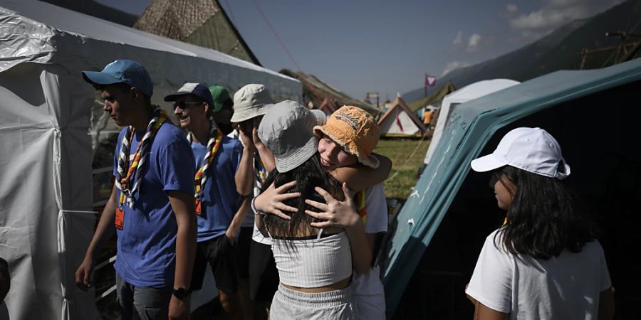 Bis Samstagabend werden die 30'000 Jugendlichen nach Hause zurückgekehrt sein. Dann werden nur noch 800 Freiwillige übrig sein, die beim Aufräumen der Infrastruktur des riesigen Camps helfen (Archiv).