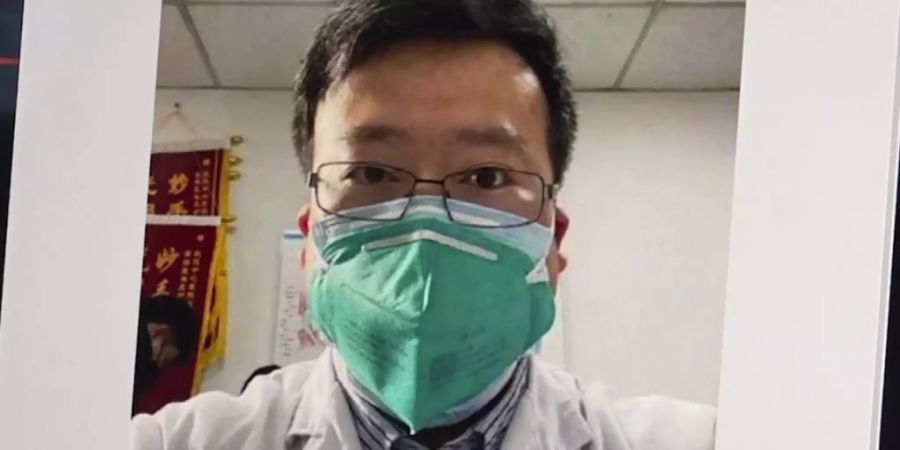 ARCHIV - Das Bild aus einem Video zeigt ein Selfie von Dr. Li Wenliang. Foto: -/APTN/dpa