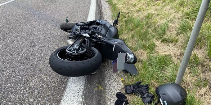 Kollision zweier Motorradlenker.