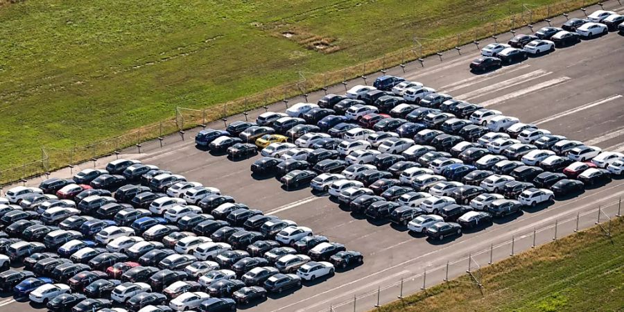 Deutsche Autoindustrie weiter auf Halbmast (Symbolbild)