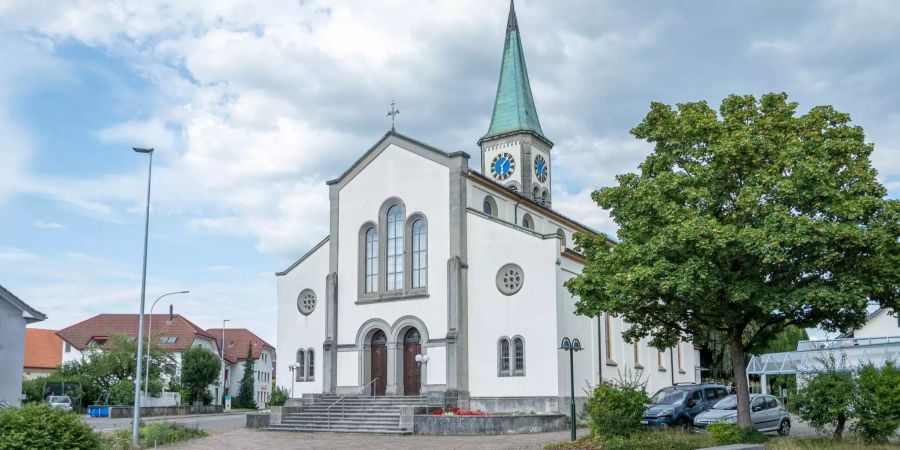 Die Kirche in Oberentfelden.