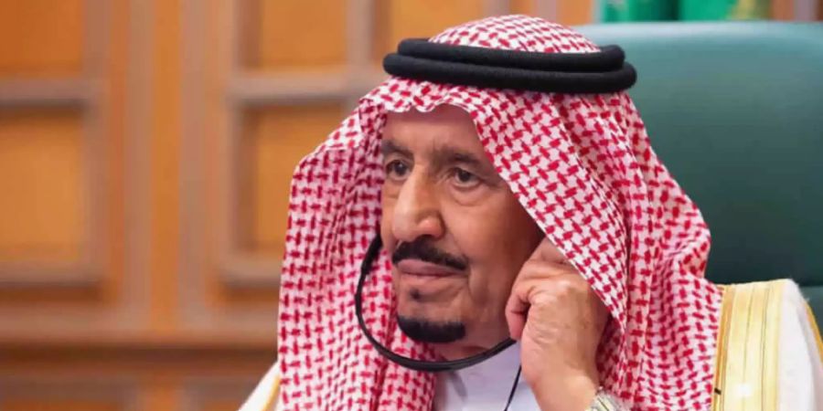 Saudi-Arabiens 84-jähriger König Salman ist wegen einer Erkrankung ins Spital eingeliefert worden. (Archivbild)