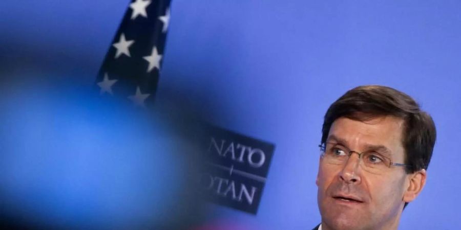Mark Esper, Verteidigungsminister der USA, hat die Pläne zum Truppenabzug mit Trump besprochen. Foto: Virginia Mayo/AP Pool/dpa