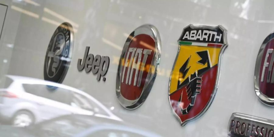 Ermittler aus Deutschland, Italien und der Schweiz haben mehrere Standorte der Auto- und Lastwagenbauer Fiat und Iveco sowie von deren Tochterfirmen durchsucht. Foto: Arne Dedert/dpa