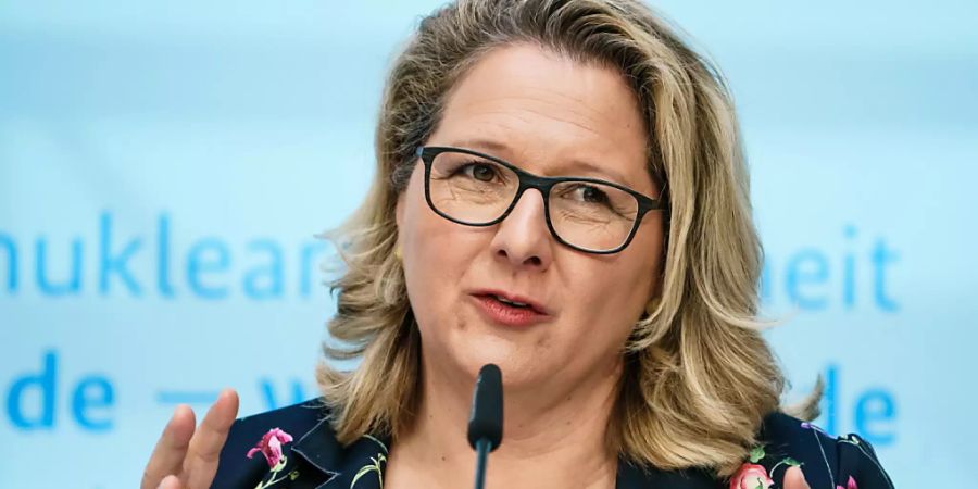 Die deutsche Umweltministerin Svenja Schulze unterstützt eine Abgabe für Plastikmüll. (Archivbild)